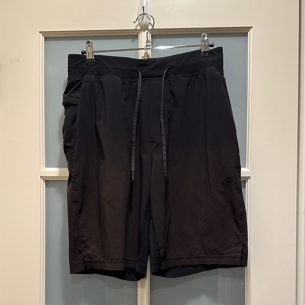 lululemon athletica Men's Black Shorts